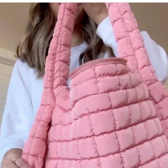 FP Movement Quilted Carryall - Pink Ballet Slipper - Picture 11 of 12